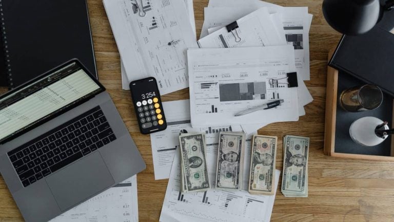 How-to-Avoid-Common-Mistakes-In-Your-First-Budget