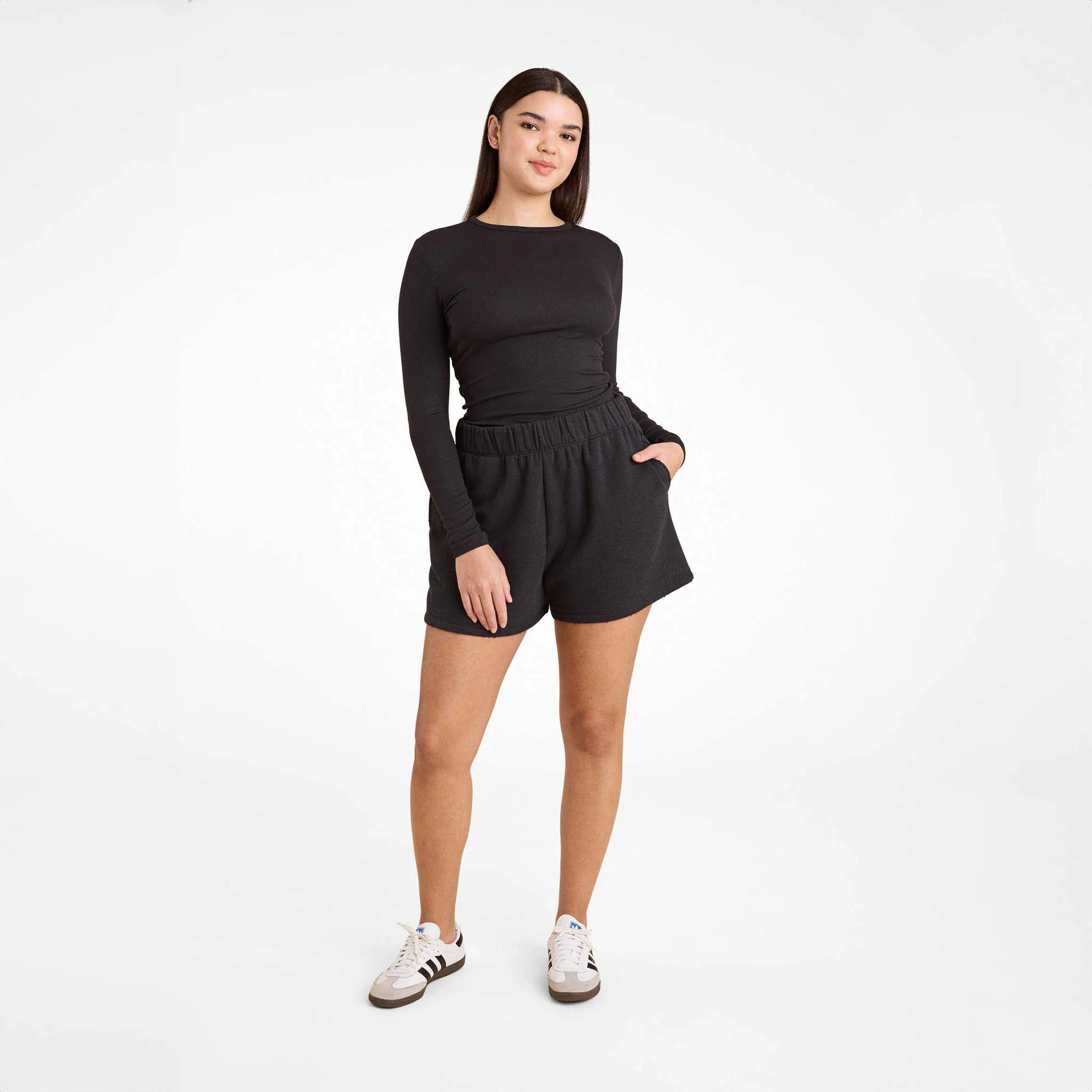 NUD911 W-139 Vintage Short black cotton OM Full Front 1 NUD911 W-139 Vintage Short black cotton OM Full Front 1
