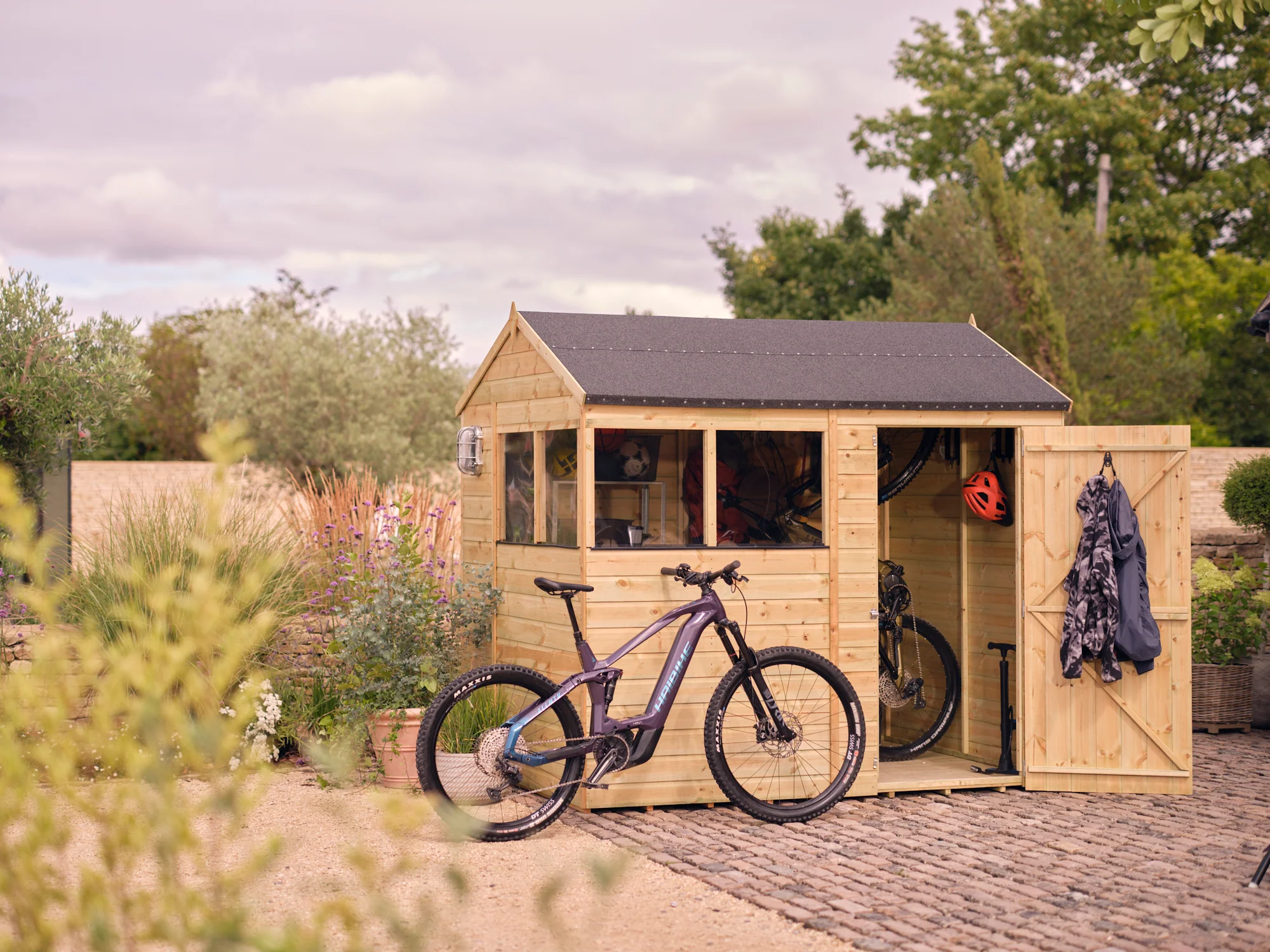 WALTONS - Woodbury Hill House Shot 12 Shed Wide 1564 WALTONS - Woodbury Hill House Shot 12 Shed Wide 1564