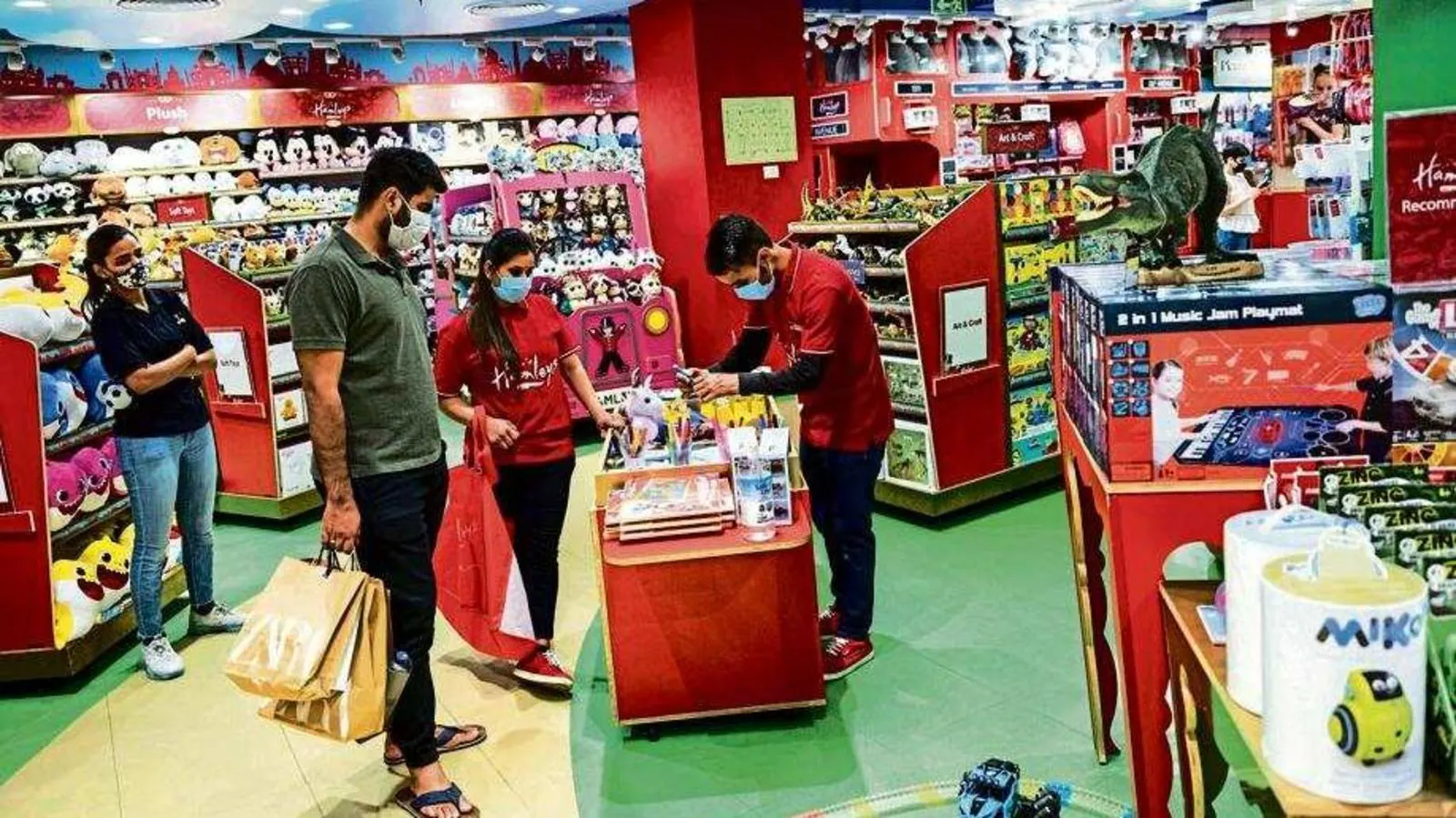 hamleys 1618336368660 1618336374262