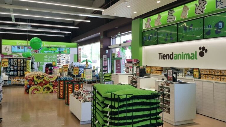 interior-establecimiento-tiendanimal 1375972404 535426 1200x675
