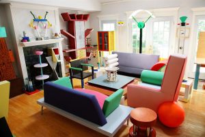 memphis-milano-movement-80s-living-room-e186cd3306084338913baf09411bef8a