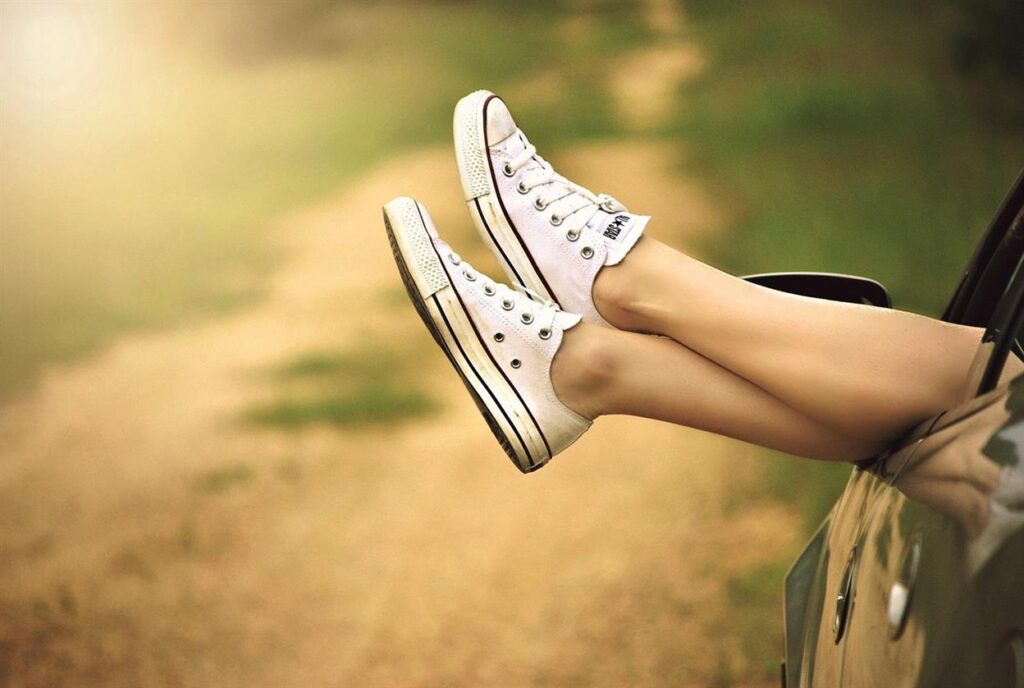 Bei der Suche nach den richtigen Schuhen geht es um mehr als nur Mode. Es geht um Komfort, Vertrauen und die Gewissheit, dass die Schuhe die richtige Qualität haben. TRETTER, ein führender Schuhhändler in Deutschland, hat sich seinen Ruf mit stilvollen Schuhen von Top-Marken, zuverlässigem Service und nachhaltigem Engagement aufgebaut. Ob online oder in einer der Filialen – Kunden profitieren von einem reibungslosen Einkaufserlebnis, das Tradition mit modernen Ansprüchen verbindet.