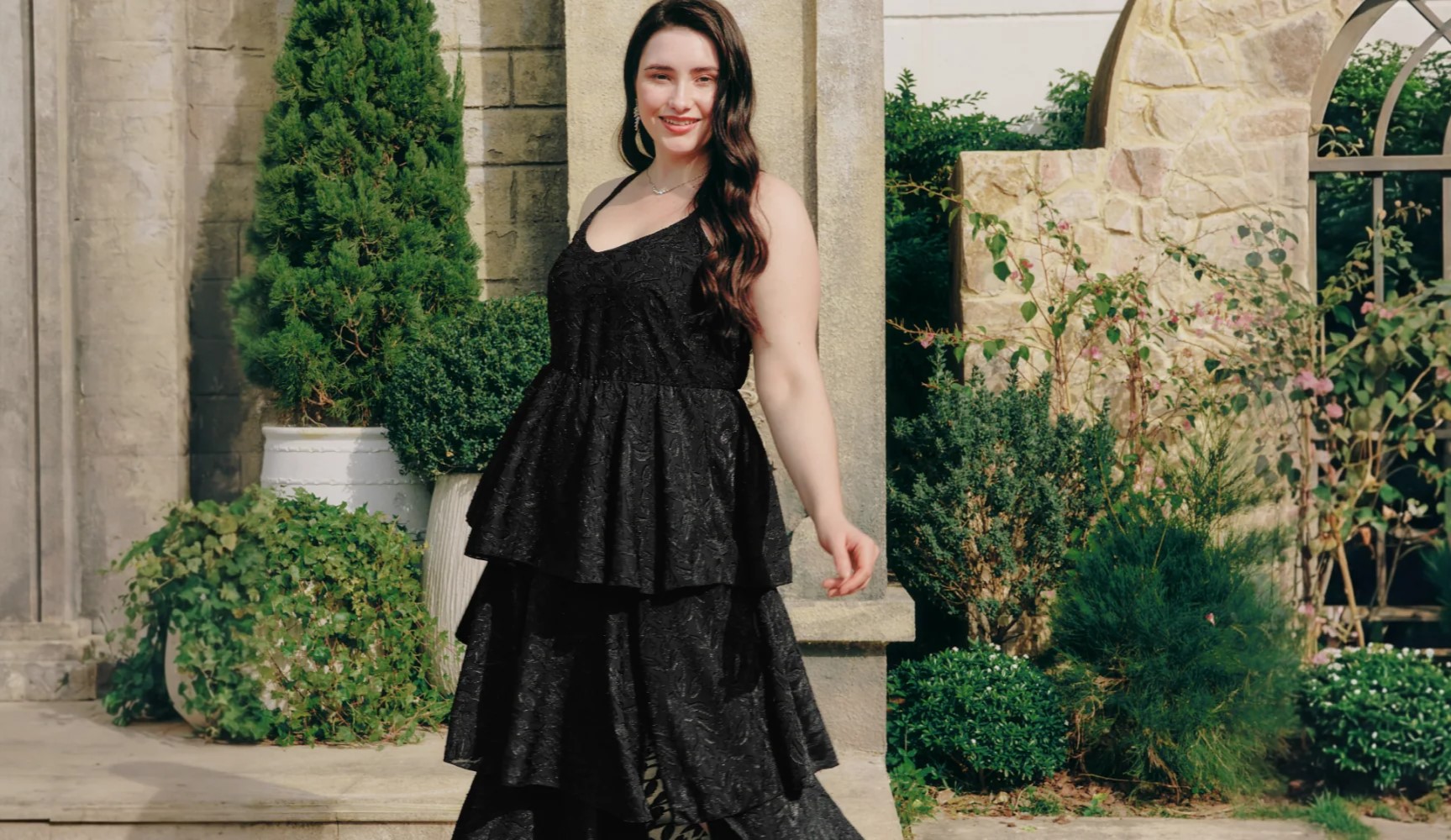 size 3648x1000 576341378 on